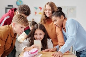 How to Use Magic School AI